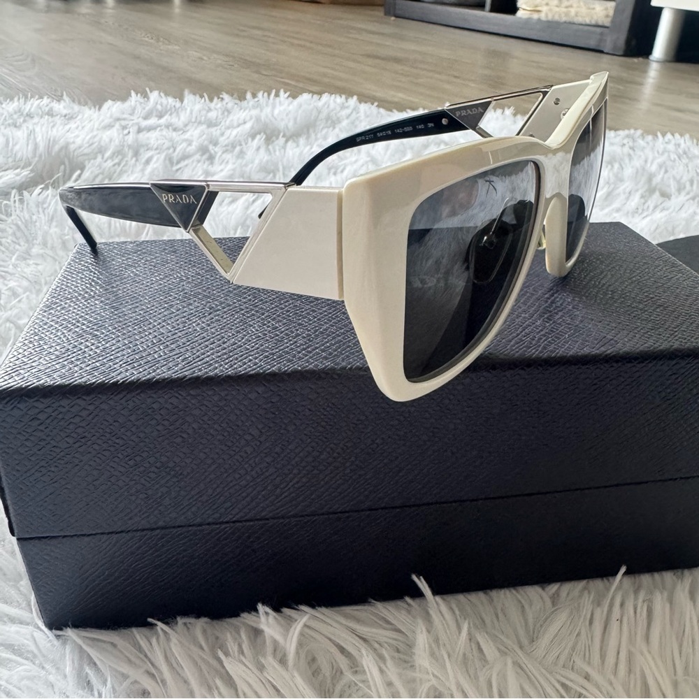 Prada Ivory White Sunglasses Oversized - Picture 10 of 13